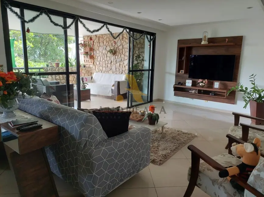 Apartamento com 3 quartos para alugar, 164m2 em Recreio dos Bandeirantes, Rio De Janeiro - RJ - imagem 7 Foto 7 de Apartamento com 3 quartos para alugar, 164m2 em Recreio dos Bandeirantes, Rio De Janeiro - RJ