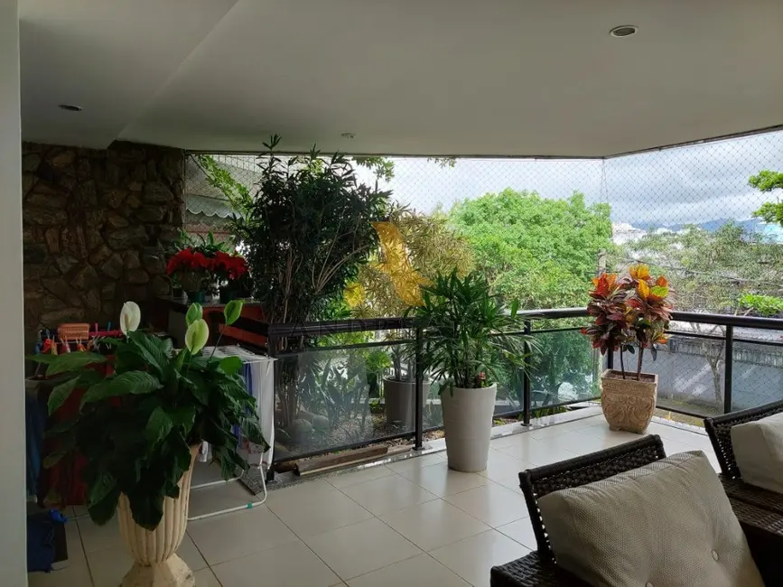 Apartamento com 3 quartos para alugar, 164m2 em Recreio dos Bandeirantes, Rio De Janeiro - RJ - imagem 3 Foto 3 de Apartamento com 3 quartos para alugar, 164m2 em Recreio dos Bandeirantes, Rio De Janeiro - RJ