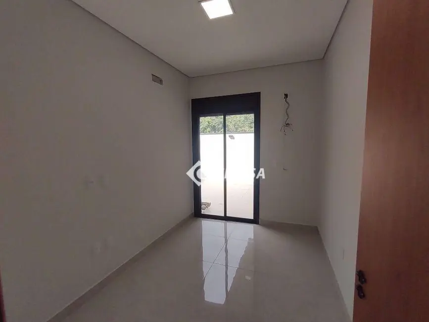 Foto 3 de Casa de Condomínio com 3 quartos à venda, 250m2 em Indaiatuba - SP