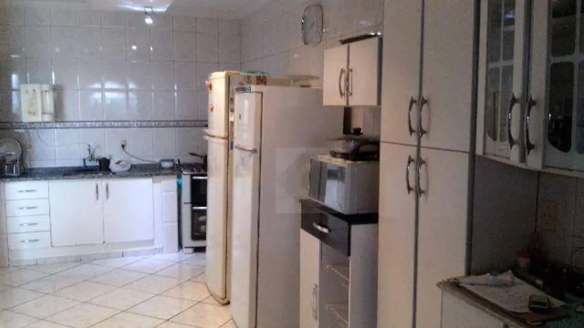 Casa com 4 quartos à venda, 250m2 em Jardim Santa Clara do Lago I, Hortolandia - SP - imagem 4 Foto 4 de Casa com 4 quartos à venda, 250m2 em Jardim Santa Clara do Lago I, Hortolandia - SP