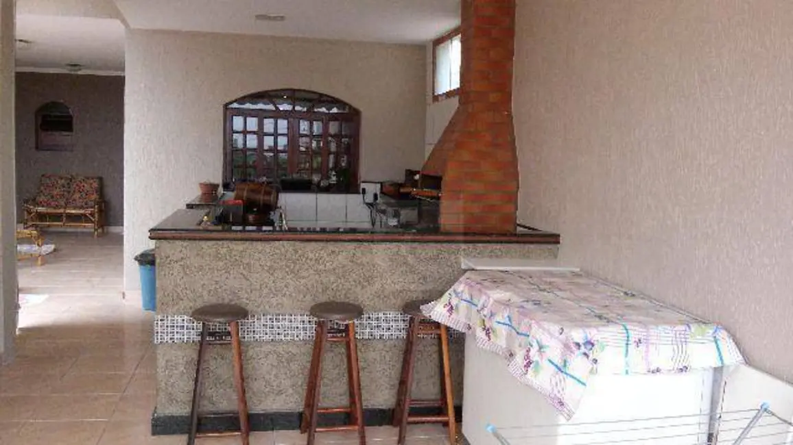 Casa com 4 quartos à venda, 250m2 em Jardim Santa Clara do Lago I, Hortolandia - SP - imagem 5 Foto 5 de Casa com 4 quartos à venda, 250m2 em Jardim Santa Clara do Lago I, Hortolandia - SP