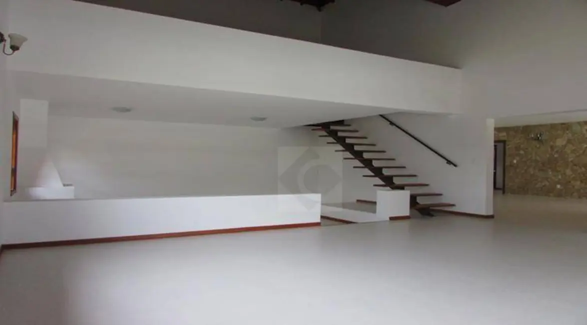 Chácara com 6 quartos à venda, 3440m2 em Colinas do Mosteiro de Itaici, Indaiatuba - SP - imagem 4 Foto 4 de Chácara com 6 quartos à venda, 3440m2 em Colinas do Mosteiro de Itaici, Indaiatuba - SP