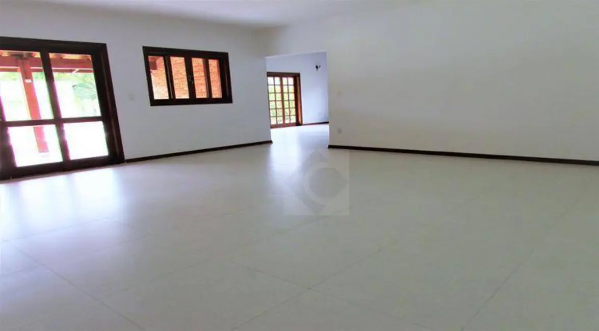 Chácara com 6 quartos à venda, 3440m2 em Colinas do Mosteiro de Itaici, Indaiatuba - SP - imagem 3 Foto 3 de Chácara com 6 quartos à venda, 3440m2 em Colinas do Mosteiro de Itaici, Indaiatuba - SP