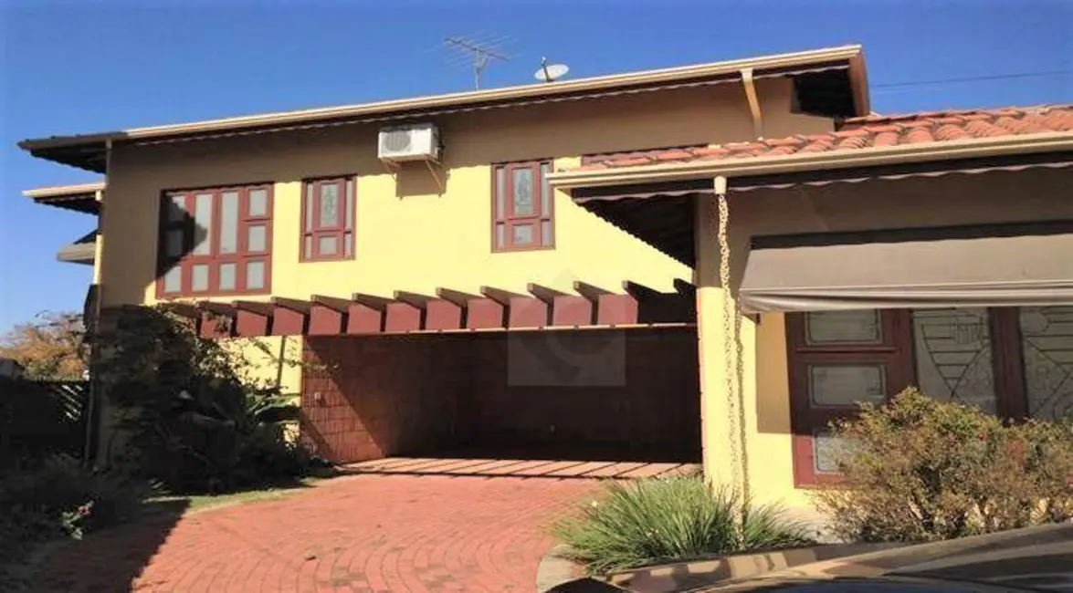 Casa de Condomínio com 3 quartos à venda, 450m2 em Aqui se Vive, Indaiatuba - SP - imagem 2 Foto 2 de Casa de Condomínio com 3 quartos à venda, 450m2 em Aqui se Vive, Indaiatuba - SP