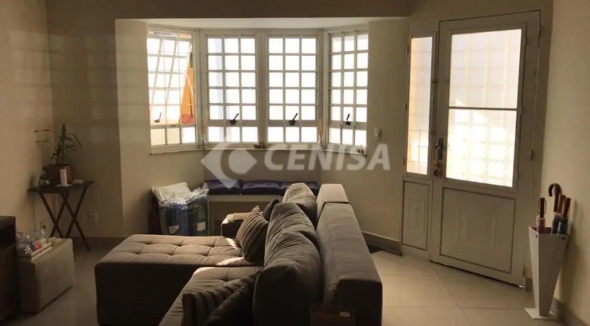 Foto 3 de Casa com 3 quartos à venda, 174m2 em Jardim Jequitibá, Indaiatuba - SP