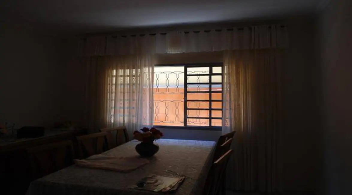 Foto 4 de Casa com 3 quartos à venda, 250m2 em Cidade Nova I, Indaiatuba - SP