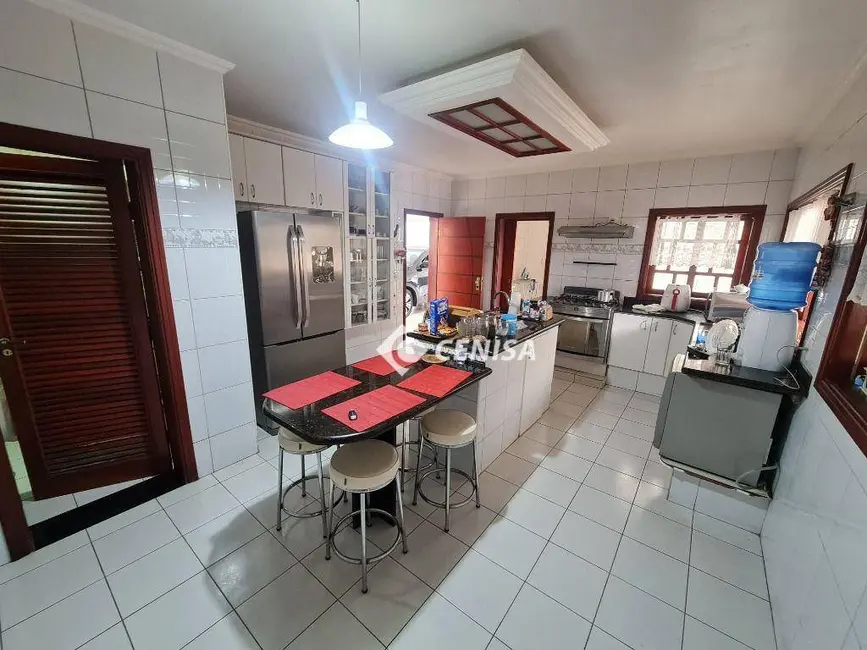 Foto 7 de Casa com 3 quartos à venda, 280m2 em Jardim Regina, Indaiatuba - SP