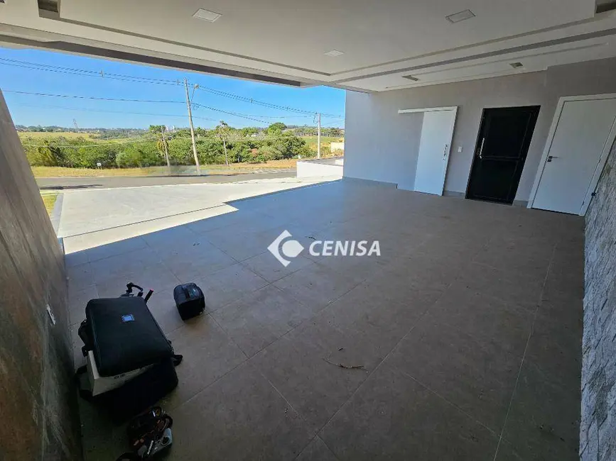 Casa de Condomínio com 3 quartos à venda e para alugar, 1200m2 em Indaiatuba - SP - imagem 3 Foto 3 de Casa de Condomínio com 3 quartos à venda e para alugar, 1200m2 em Indaiatuba - SP