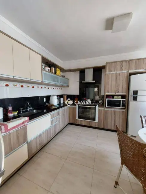 Casa com 3 quartos à venda, 275m2 em Jardim do Sol, Indaiatuba - SP - imagem 7 Foto 7 de Casa com 3 quartos à venda, 275m2 em Jardim do Sol, Indaiatuba - SP