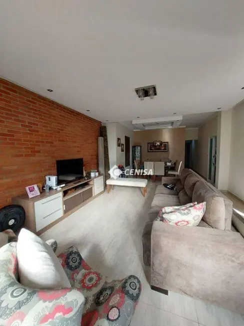 Casa com 3 quartos à venda, 275m2 em Jardim do Sol, Indaiatuba - SP - imagem 4 Foto 4 de Casa com 3 quartos à venda, 275m2 em Jardim do Sol, Indaiatuba - SP