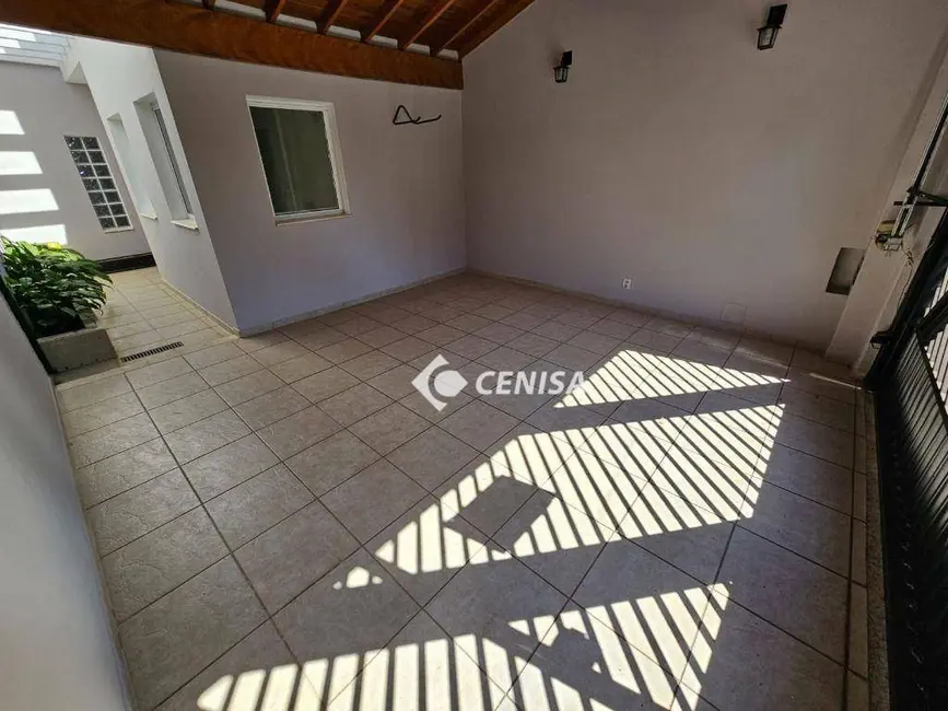 Foto 3 de Casa com 4 quartos para alugar, 125m2 em Jardim Pau Preto, Indaiatuba - SP