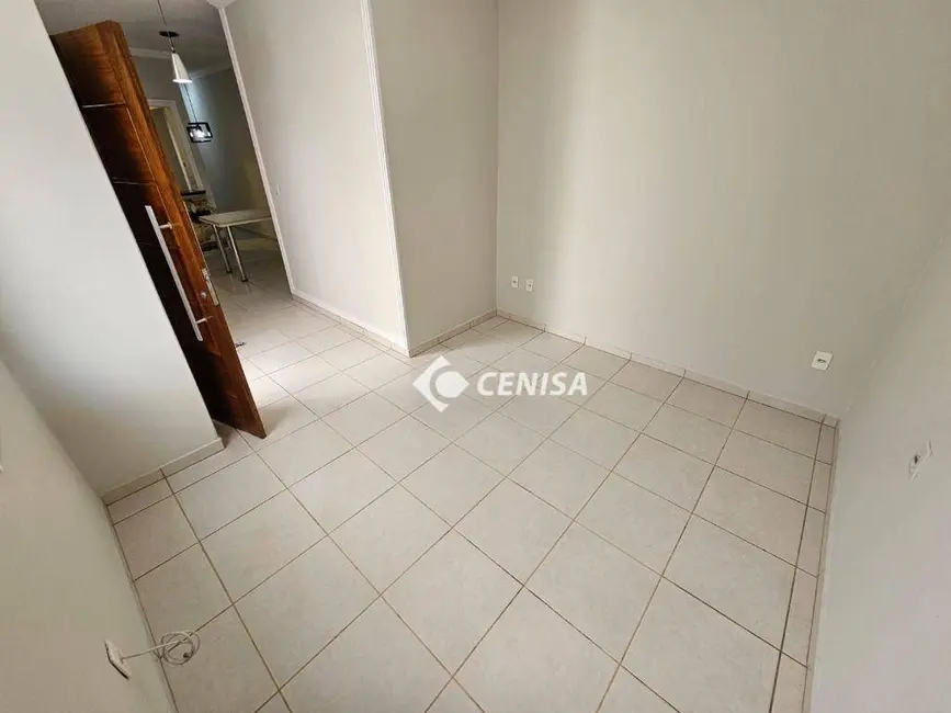 Foto 6 de Casa com 4 quartos para alugar, 125m2 em Jardim Pau Preto, Indaiatuba - SP