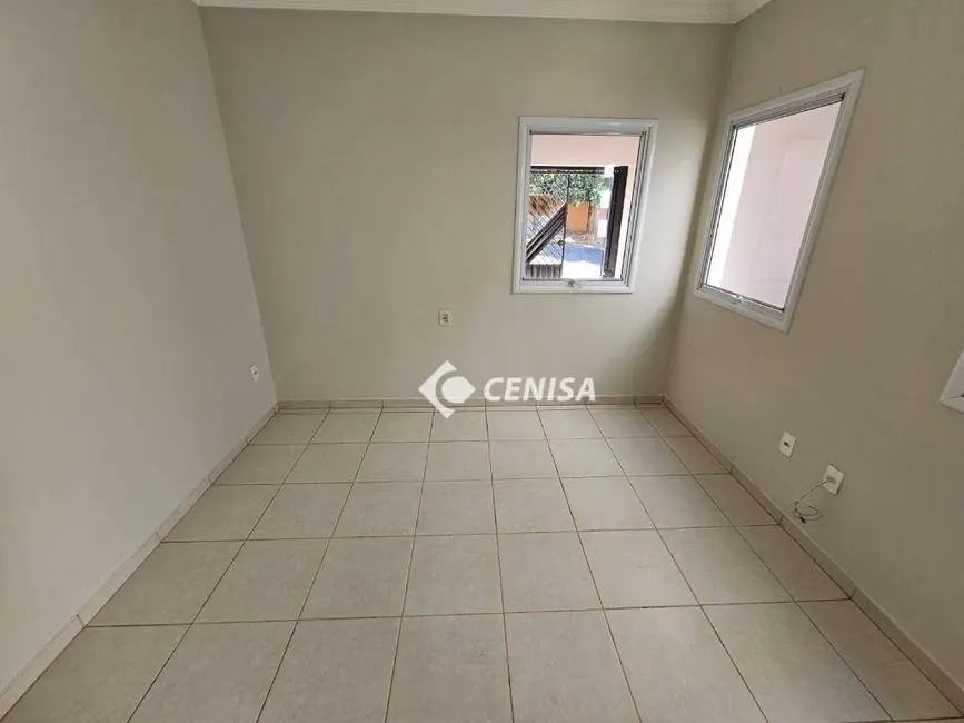 Foto 7 de Casa com 4 quartos para alugar, 125m2 em Jardim Pau Preto, Indaiatuba - SP