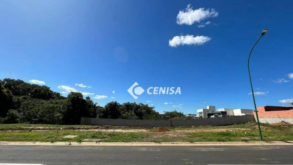 Foto 1 de Terreno / Lote à venda, 331m2 em Indaiatuba - SP