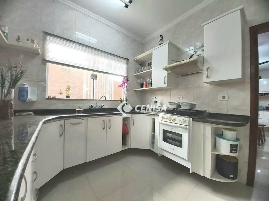 Foto 9 de Casa com 3 quartos à venda, 180m2 em Cidade Nova I, Indaiatuba - SP