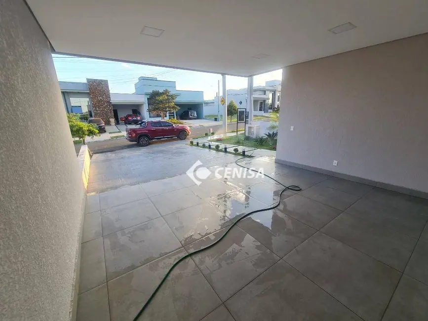 Foto 3 de Casa de Condomínio com 3 quartos à venda, 300m2 em Indaiatuba - SP