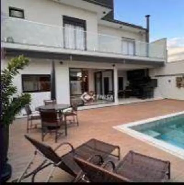 Casa de Condomínio com 3 quartos à venda, 300m2 em Indaiatuba - SP - imagem 2 Foto 2 de Casa de Condomínio com 3 quartos à venda, 300m2 em Indaiatuba - SP