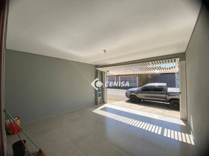Casa com 3 quartos à venda, 125m2 em Vila Avaí, Indaiatuba - SP - imagem 4 Foto 4 de Casa com 3 quartos à venda, 125m2 em Vila Avaí, Indaiatuba - SP