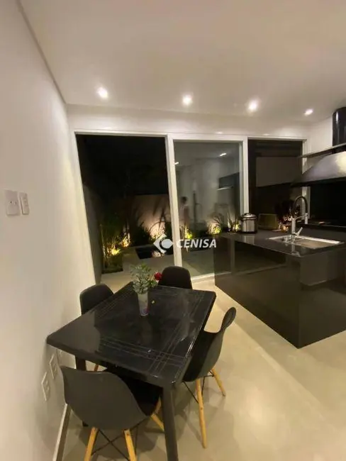 Foto 6 de Casa de Condomínio com 3 quartos à venda, 200m2 em Jardim Bréscia, Indaiatuba - SP