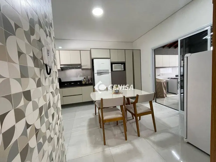 Foto 8 de Casa com 3 quartos à venda, 150m2 em Indaiatuba - SP