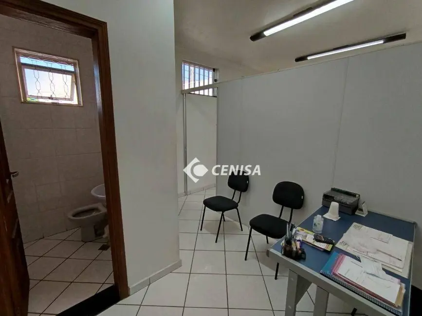 Foto 4 de Casa com 5 quartos à venda, 250m2 em Vila Pires da Cunha, Indaiatuba - SP