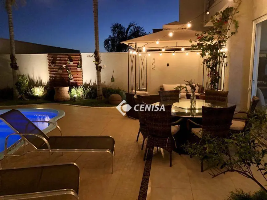 Foto 1 de Casa de Condomínio com 4 quartos à venda, 300m2 em Indaiatuba - SP