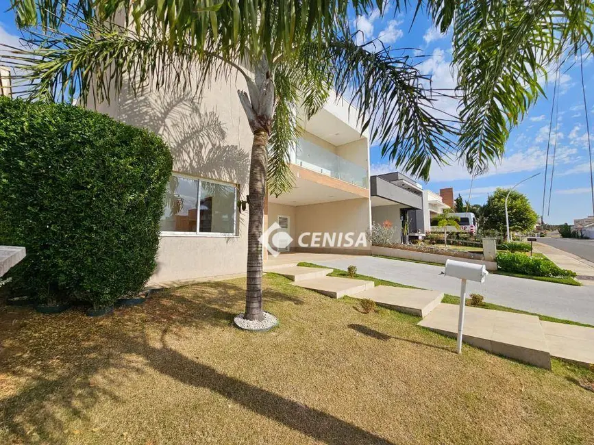 Casa de Condomínio com 3 quartos à venda e para alugar, 300m2 em Jardim Residencial Maria Dulce, Indaiatuba - SP - imagem 3 Foto 3 de Casa de Condomínio com 3 quartos à venda e para alugar, 300m2 em Jardim Residencial Maria Dulce, Indaiatuba - SP