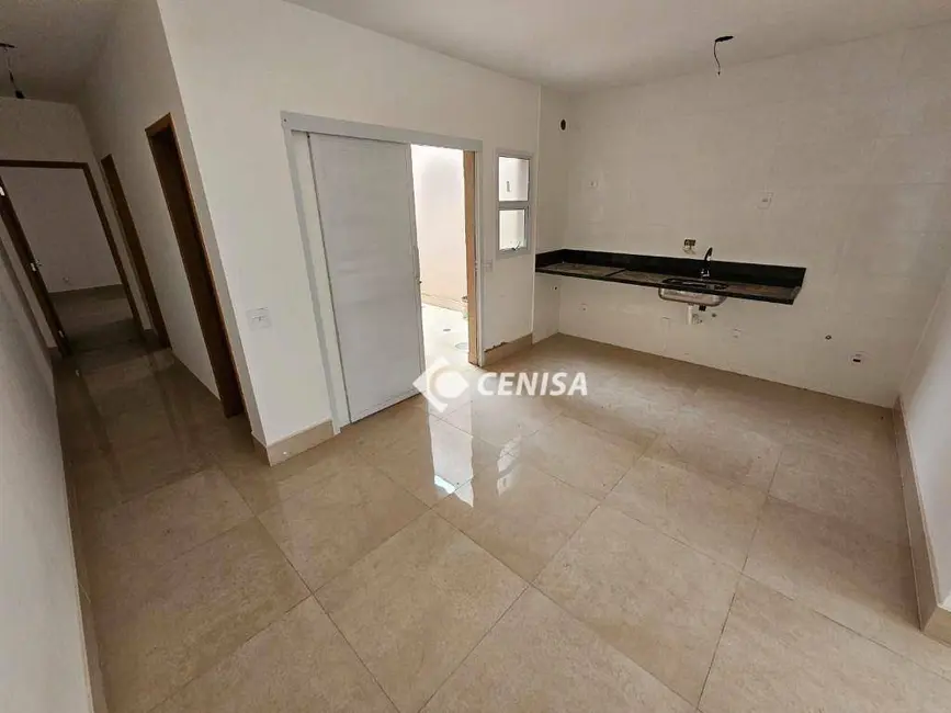 Casa com 2 quartos à venda, 100m2 em Indaiatuba - SP - imagem 3 Foto 3 de Casa com 2 quartos à venda, 100m2 em Indaiatuba - SP