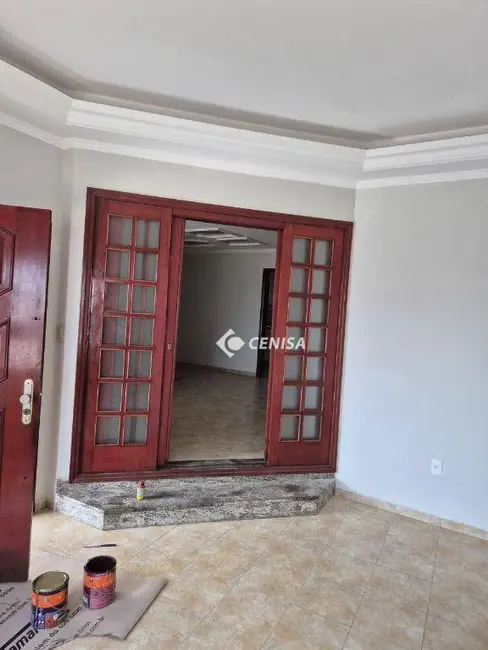 Foto 2 de Casa com 4 quartos à venda, 250m2 em Jardim Regina, Indaiatuba - SP