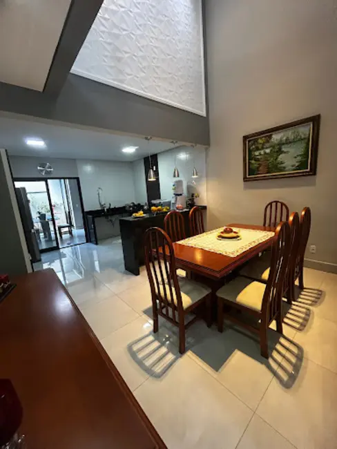 Foto 3 de Casa de Condomínio com 3 quartos à venda, 208m2 em Jardim Bréscia, Indaiatuba - SP