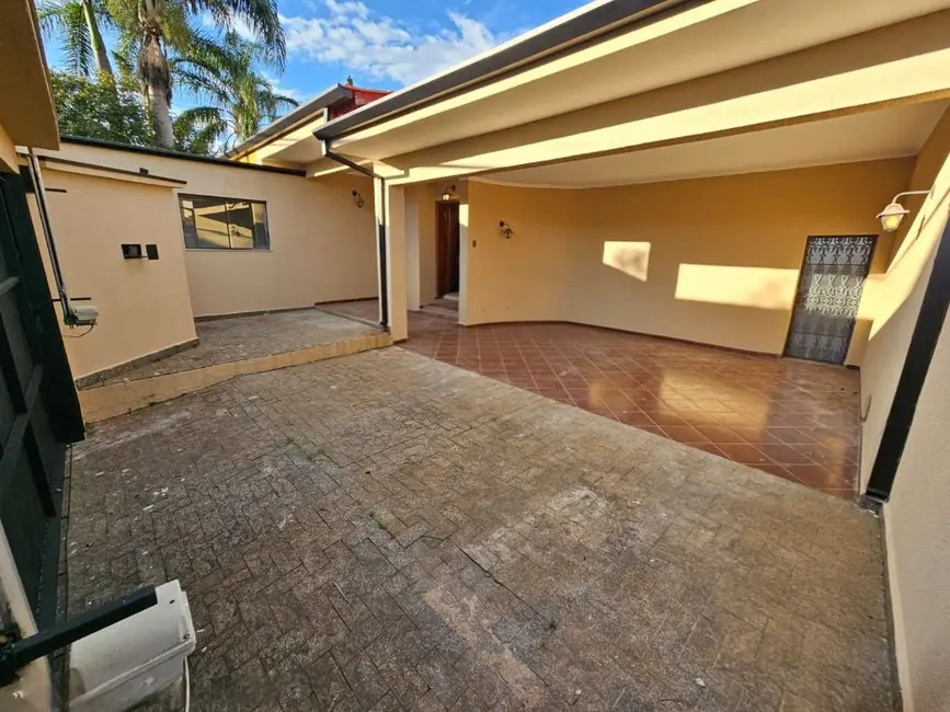 Casa com 4 quartos à venda e para alugar, 409m2 em Chácara Areal, Indaiatuba - SP - imagem 3 Foto 3 de Casa com 4 quartos à venda e para alugar, 409m2 em Chácara Areal, Indaiatuba - SP