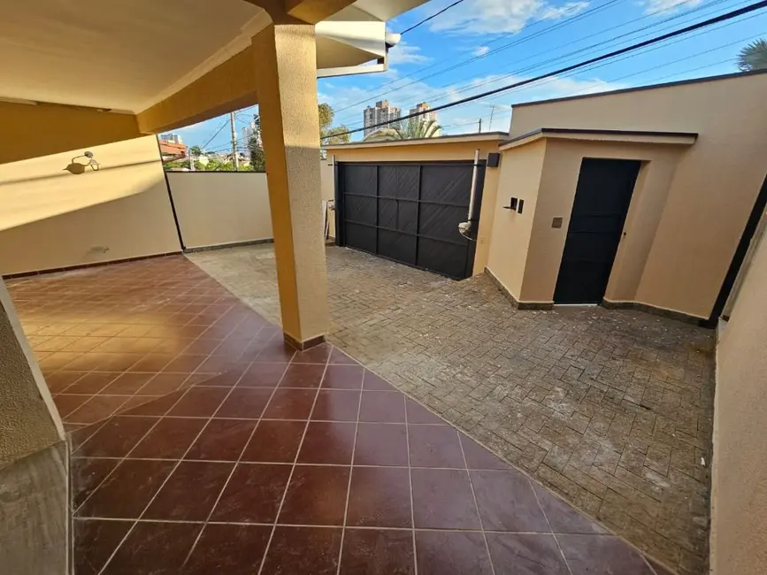 Casa com 4 quartos à venda e para alugar, 409m2 em Chácara Areal, Indaiatuba - SP - imagem 4 Foto 4 de Casa com 4 quartos à venda e para alugar, 409m2 em Chácara Areal, Indaiatuba - SP
