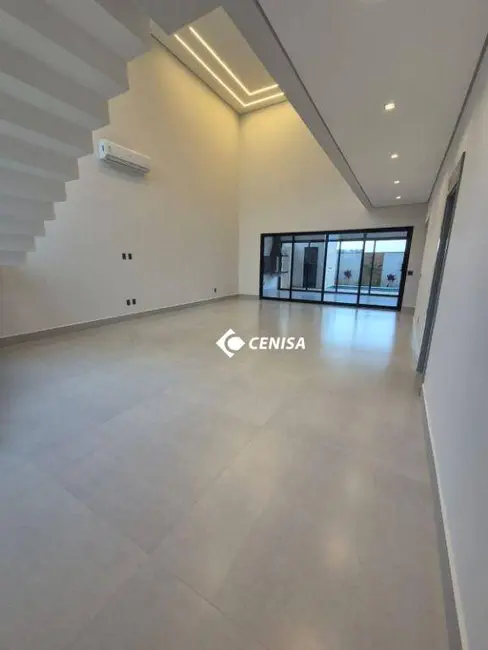 Foto 2 de Casa com 4 quartos à venda, 300m2 em Indaiatuba - SP