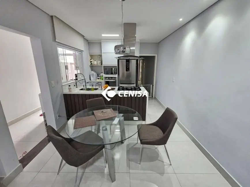Foto 6 de Casa com 2 quartos à venda, 125m2 em Indaiatuba - SP