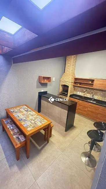 Foto 1 de Casa com 2 quartos à venda, 125m2 em Indaiatuba - SP