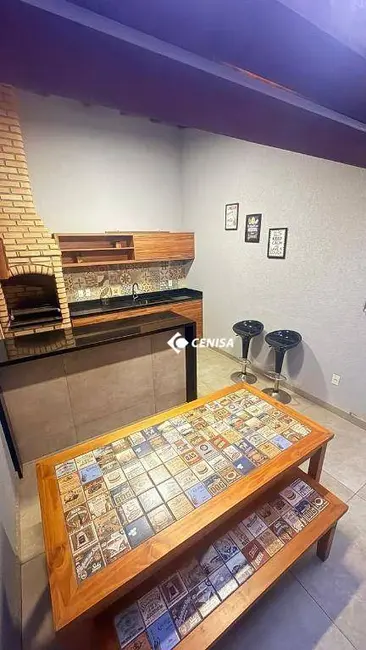 Foto 2 de Casa com 2 quartos à venda, 125m2 em Indaiatuba - SP