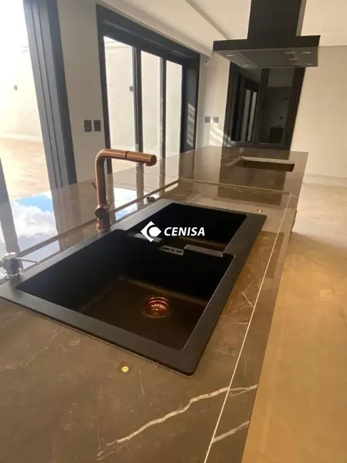 Casa com 3 quartos à venda, 352m2 em Vila Suíça, Indaiatuba - SP - imagem 8 Foto 8 de Casa com 3 quartos à venda, 352m2 em Vila Suíça, Indaiatuba - SP