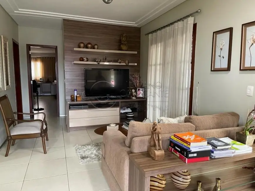 Foto 2 de Casa com 5 quartos à venda, 580m2 em Fortaleza - CE