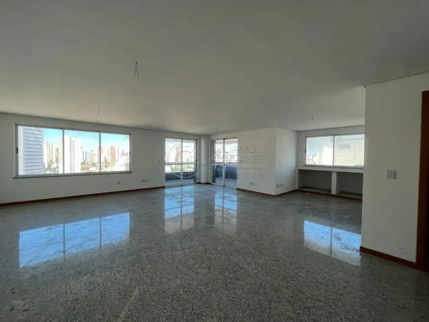 Foto 1 de Apartamento com 4 quartos à venda, 192m2 em Fortaleza - CE