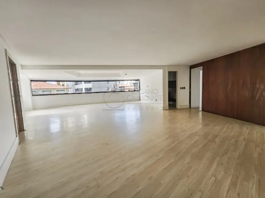 Foto 1 de Apartamento com 3 quartos à venda, 210m2 em Fortaleza - CE