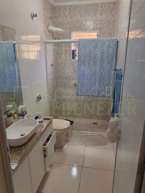 Foto 3 de Casa com 3 quartos à venda, 135m2 em Vila Santista, São Paulo - SP