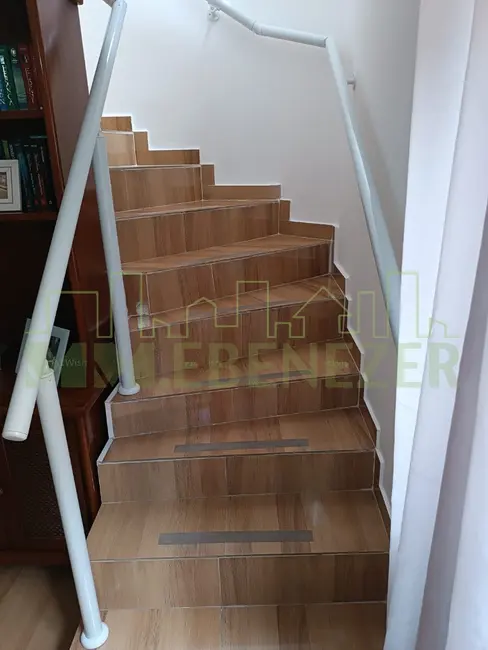 Foto 2 de Casa com 3 quartos à venda, 135m2 em Vila Santista, São Paulo - SP