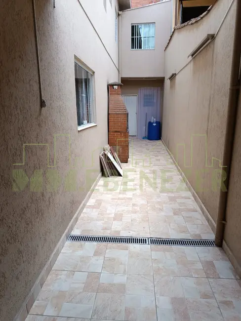 Foto 6 de Casa com 3 quartos à venda, 135m2 em Vila Santista, São Paulo - SP