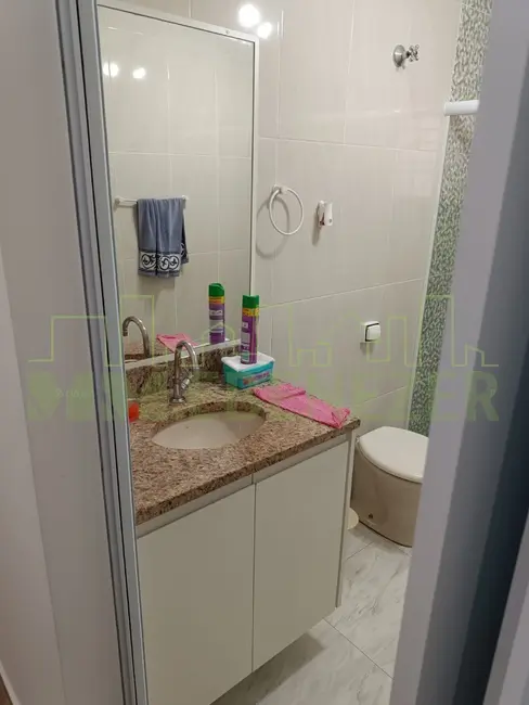 Foto 9 de Casa com 3 quartos à venda, 135m2 em Vila Santista, São Paulo - SP