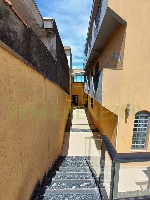 Foto 2 de Casa com 6 quartos à venda, 280m2 em Vila Brasilândia, São Paulo - SP