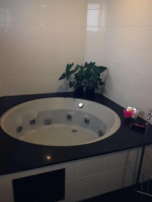 Foto 9 de Apartamento com 3 quartos à venda, 180m2 em São Paulo - SP