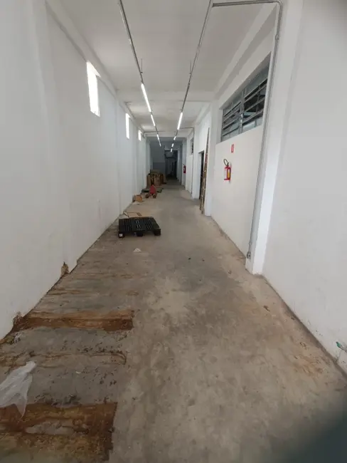 Foto 8 de Armazém / Galpão à venda, 800m2 em São Paulo - SP
