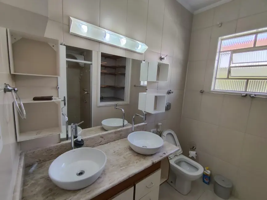 Foto 4 de Casa com 3 quartos à venda, 200m2 em São Paulo - SP