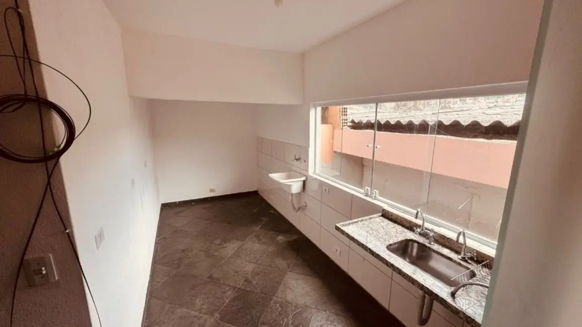 Foto 4 de Casa com 8 quartos à venda, 120m2 em São Paulo - SP