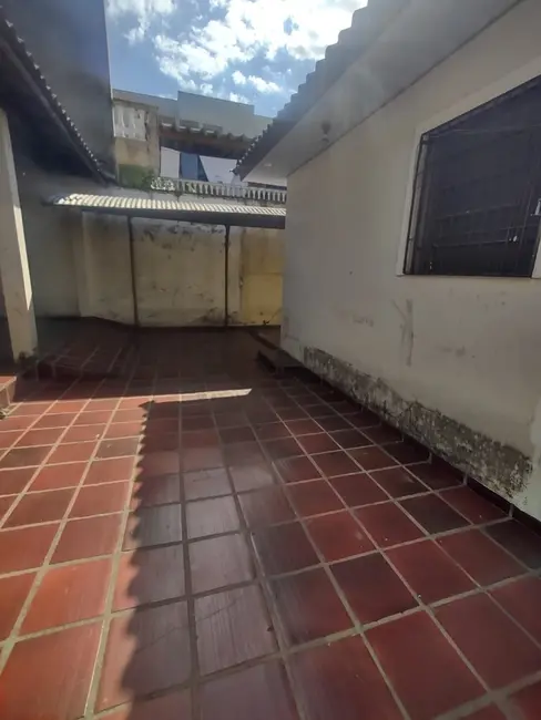 Foto 2 de Casa com 3 quartos à venda, 250m2 em São Paulo - SP
